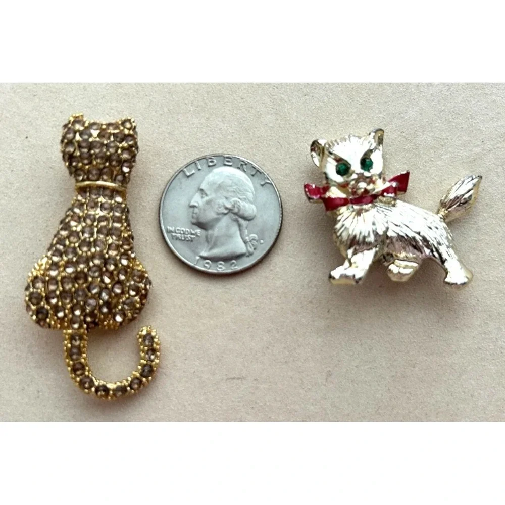 Vintage Mid-Century Cat Brooch Set 2 Rhinestone Pavé Sitting Cat Textured Gold